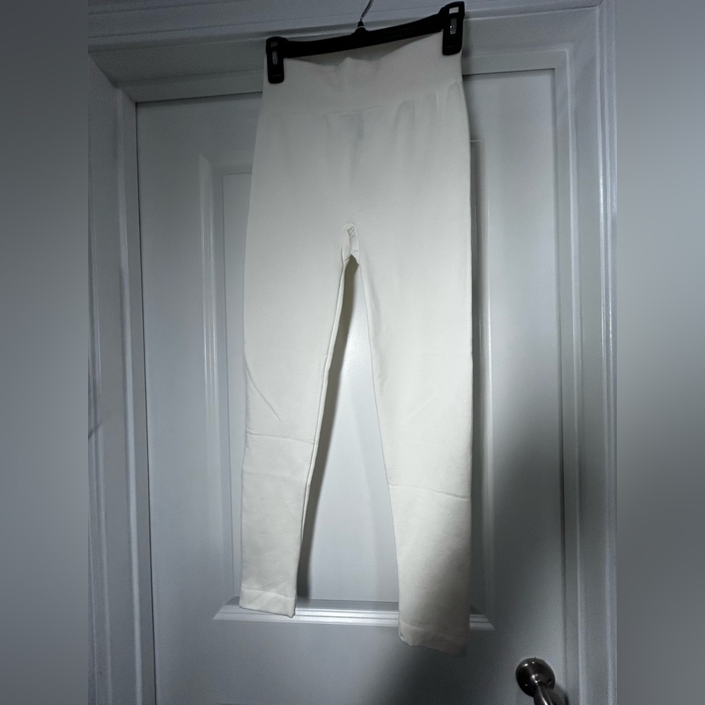 Conceited‎ Cream Leggings